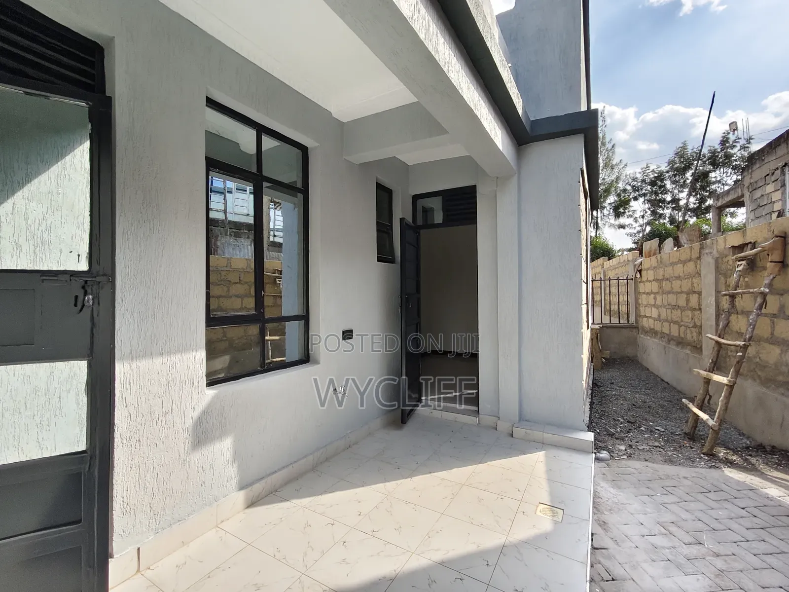 3bdrm Bungalow in Matasia for sale