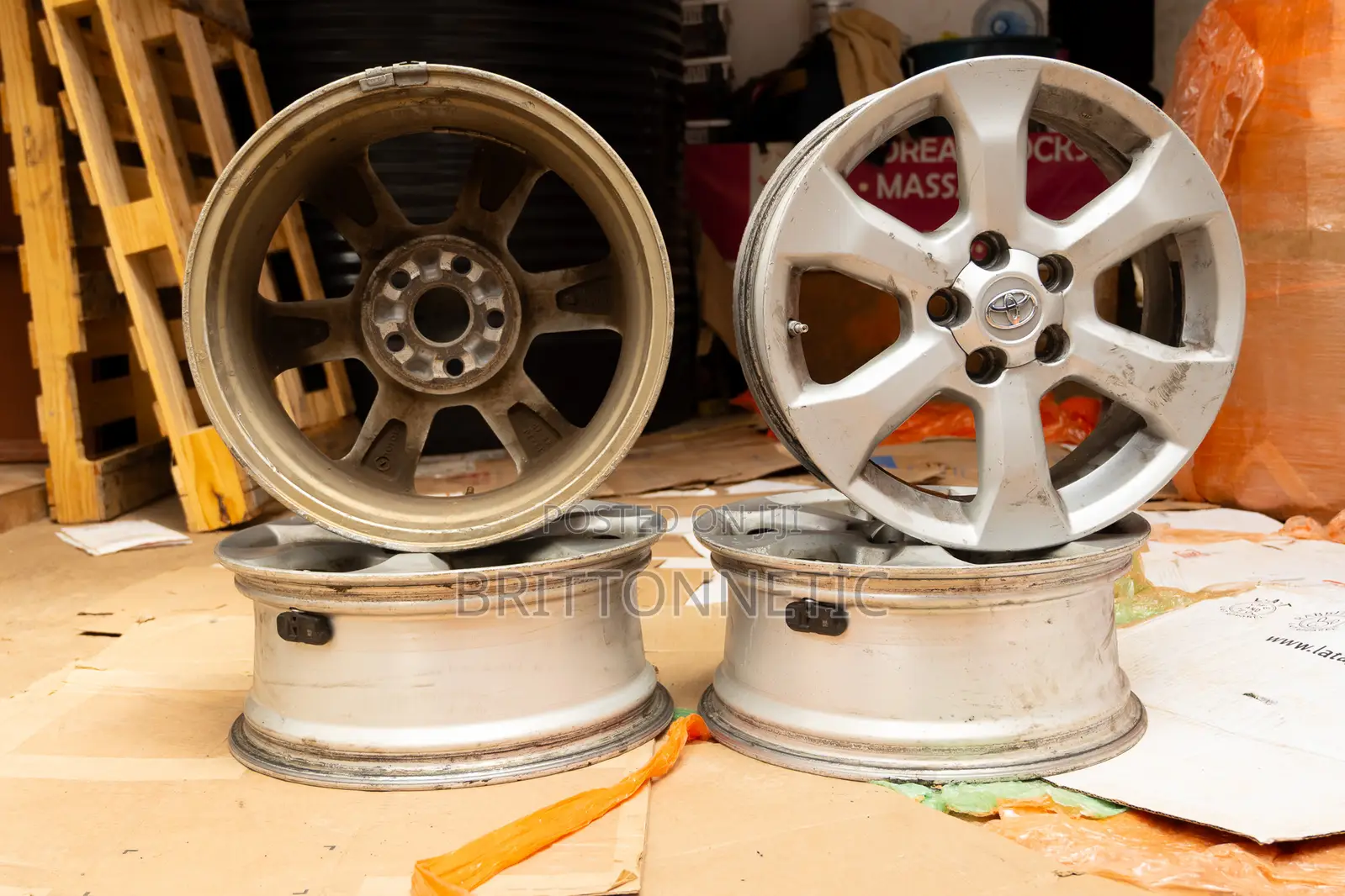 Genuine Toyota RAV4 Silver Painted Wheels / Rims (Set of 4)