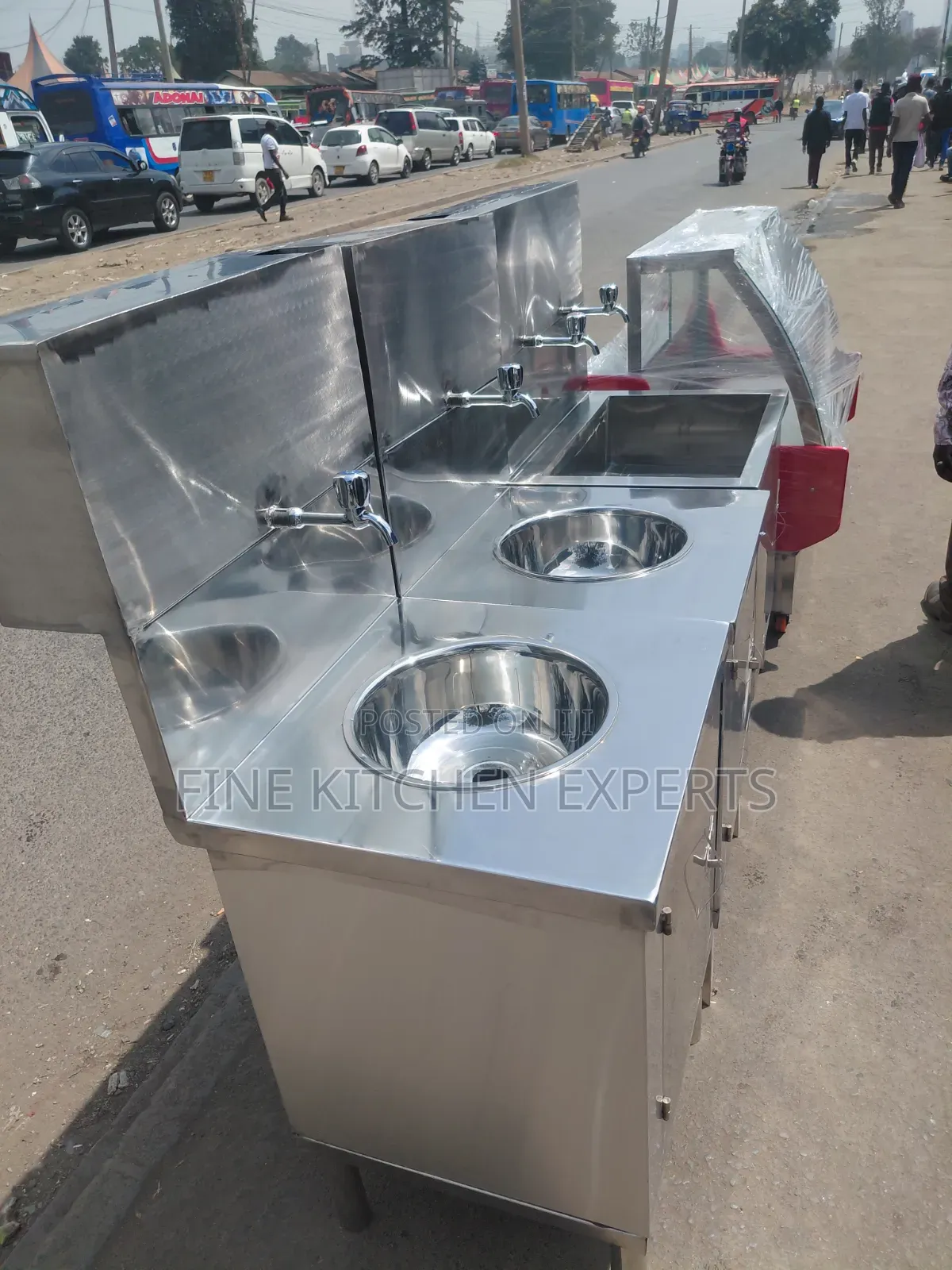 Mirror Polished Hand Wash Sink.