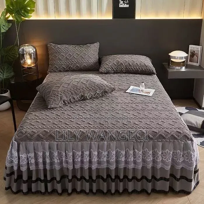 Luxurious Bed Spread