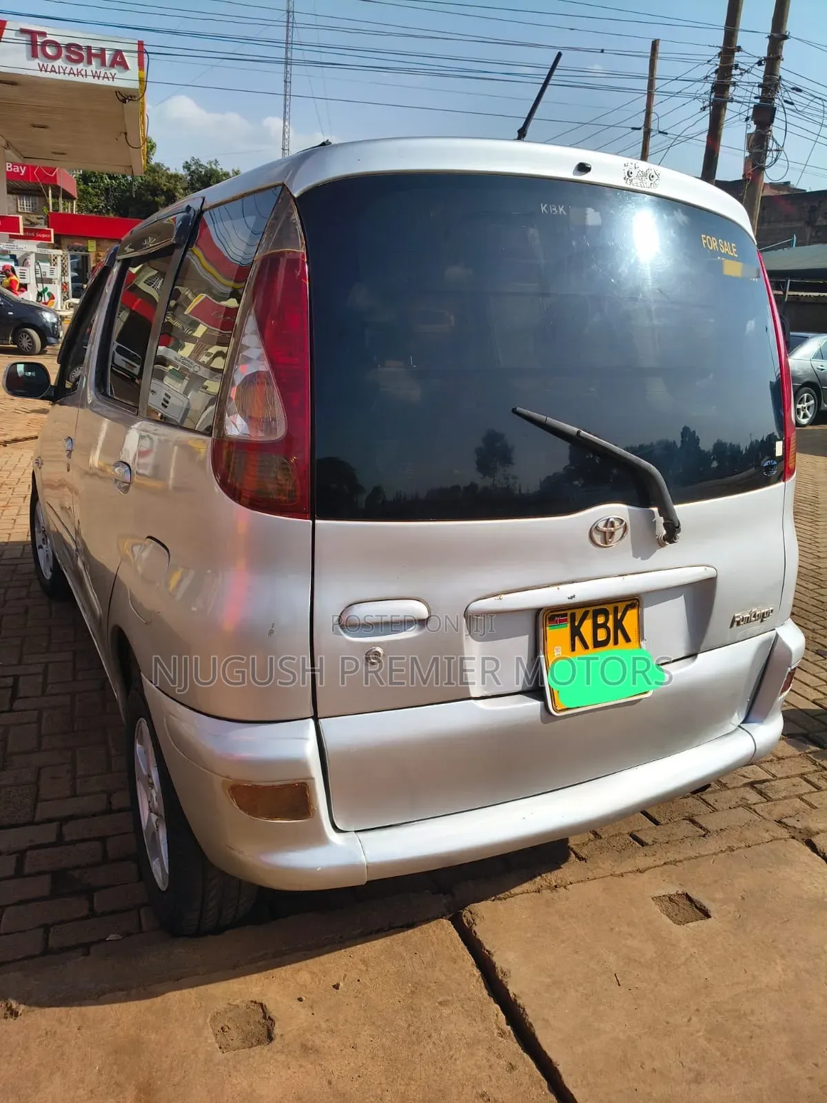Toyota Fun Cargo 2003 Silver