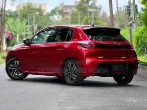 Peugeot 208 2021 Red