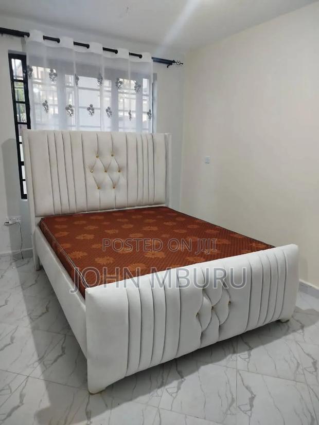 Pure White Chester Bed 4by6