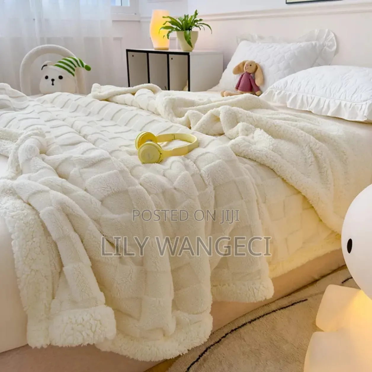 Faux Fur Soft Sherpa Fleece Blanket