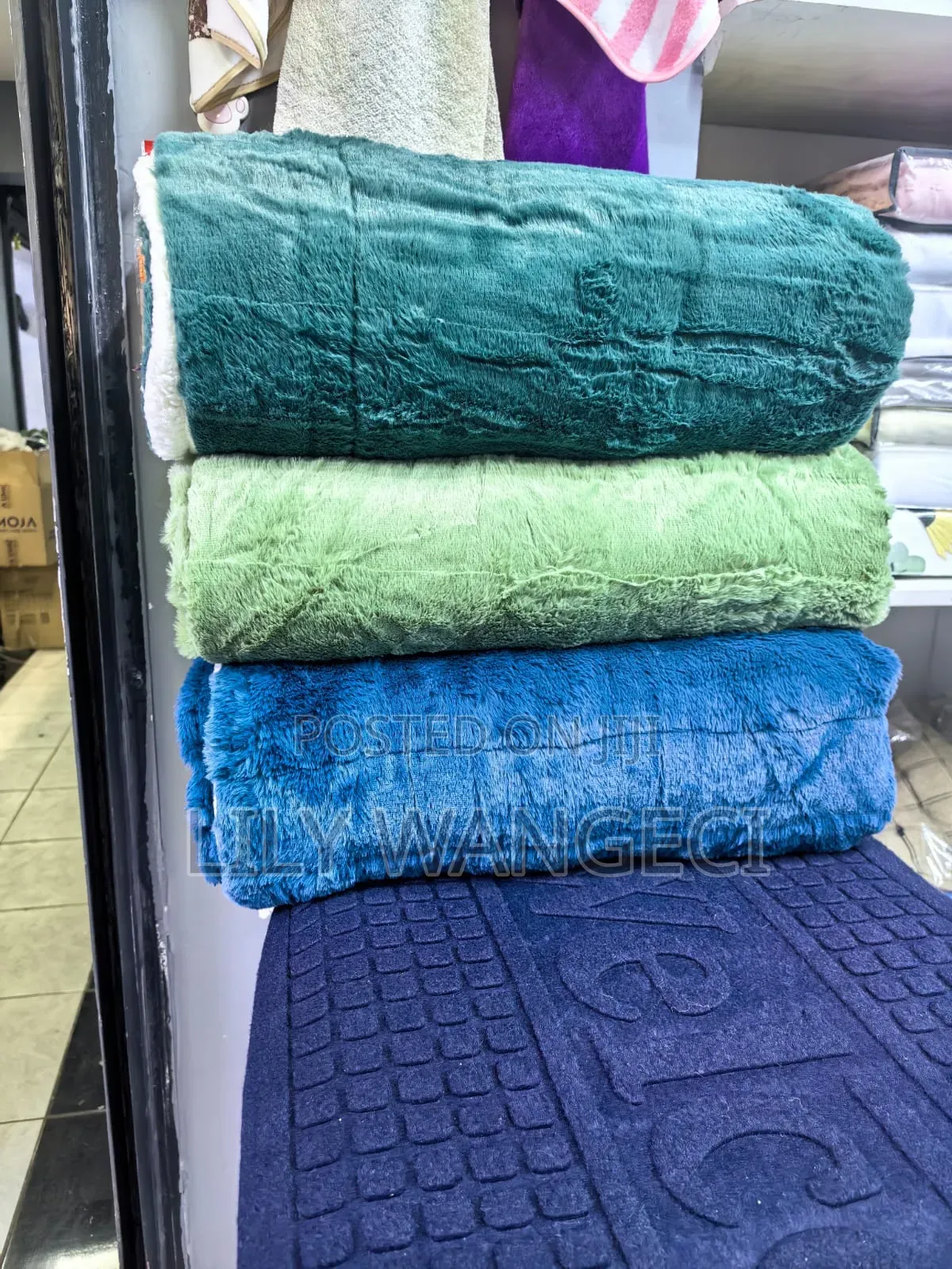 Faux Fur Soft Sherpa Fleece Blanket