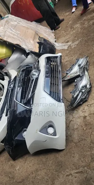Auris Front Bumper 2013-2014