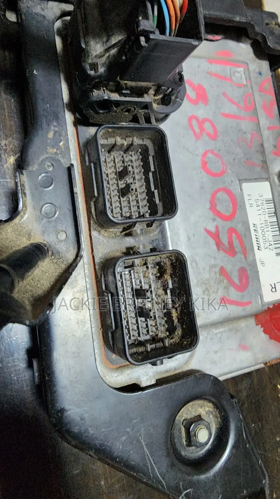 Genuine Honda Fit Rs Computer Box(ecu) for Sale.