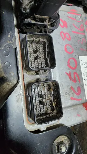 Genuine Honda Fit Rs Computer Box(ecu) for Sale.