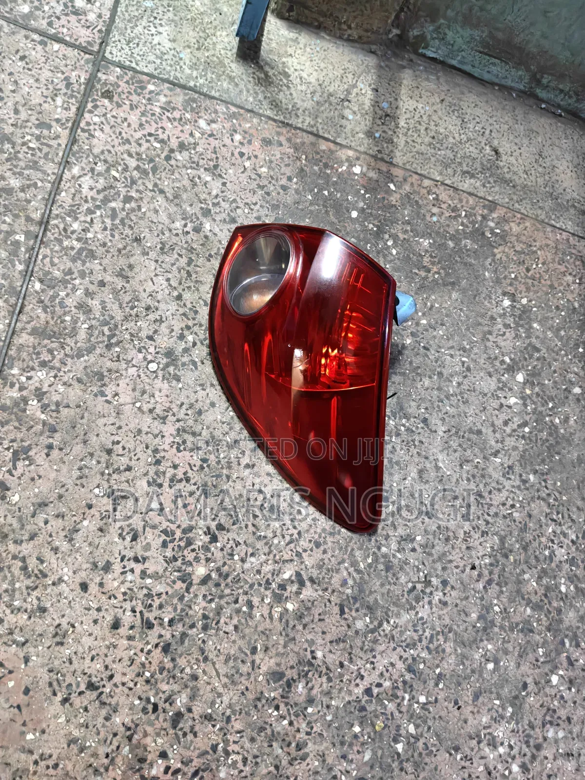 Nissan Advan AD Taillight