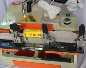 Defu Proffesional Key Cutting Machine
