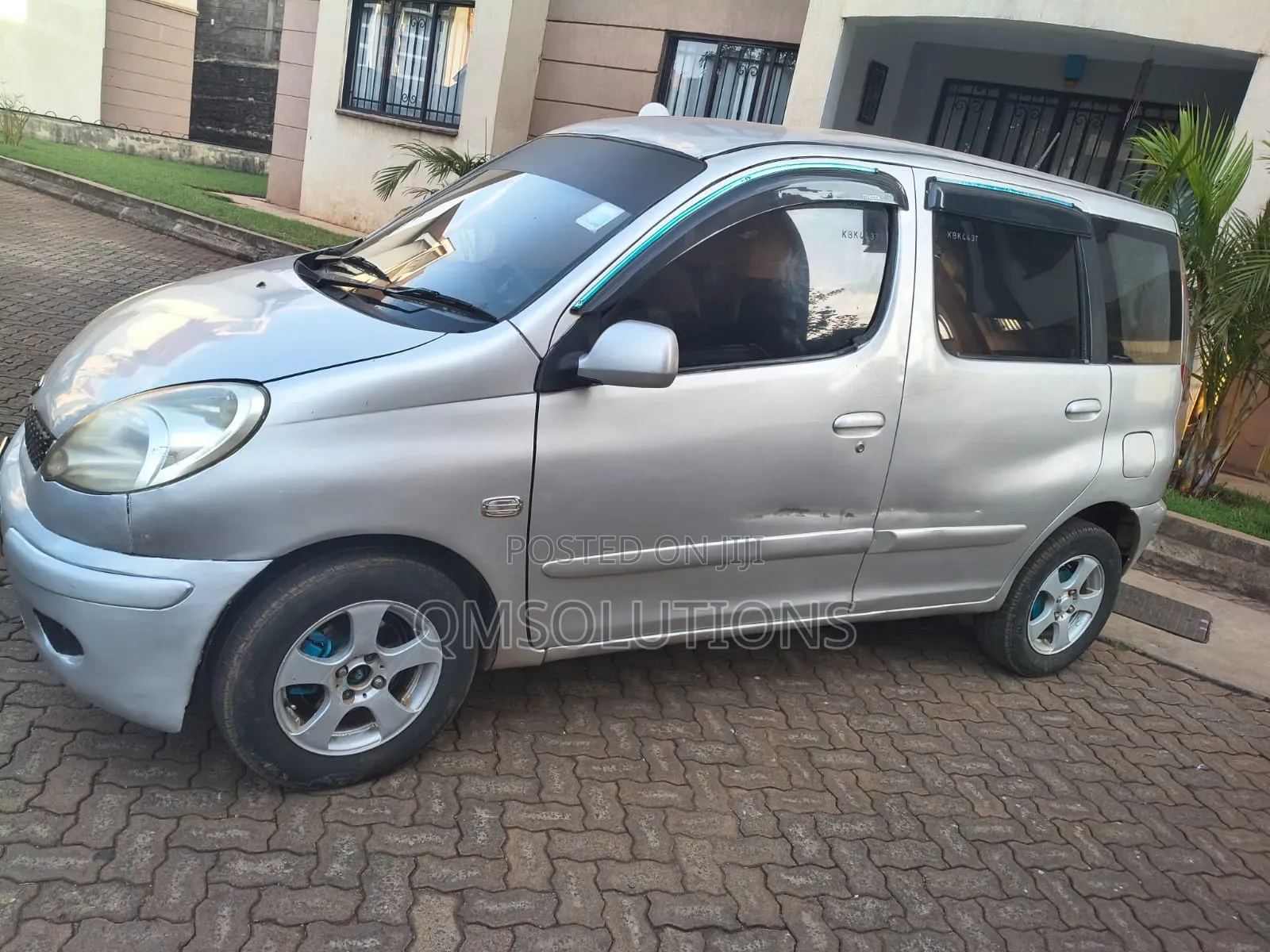 Toyota Fun Cargo 2003 Silver