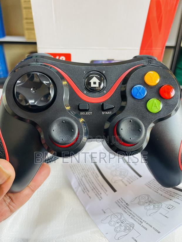 V8 Wireless Rechargeable Gaming Controller