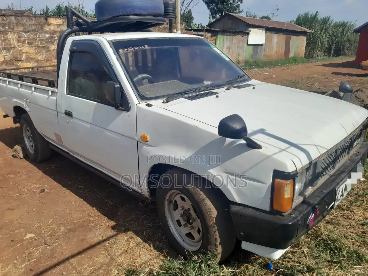 Nissan Hardbody 1995 White