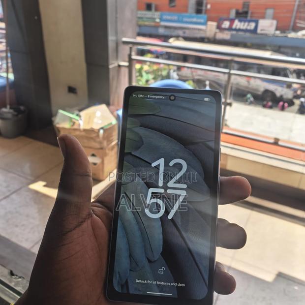 Google Pixel 7a 128 GB White - thumbnail 3