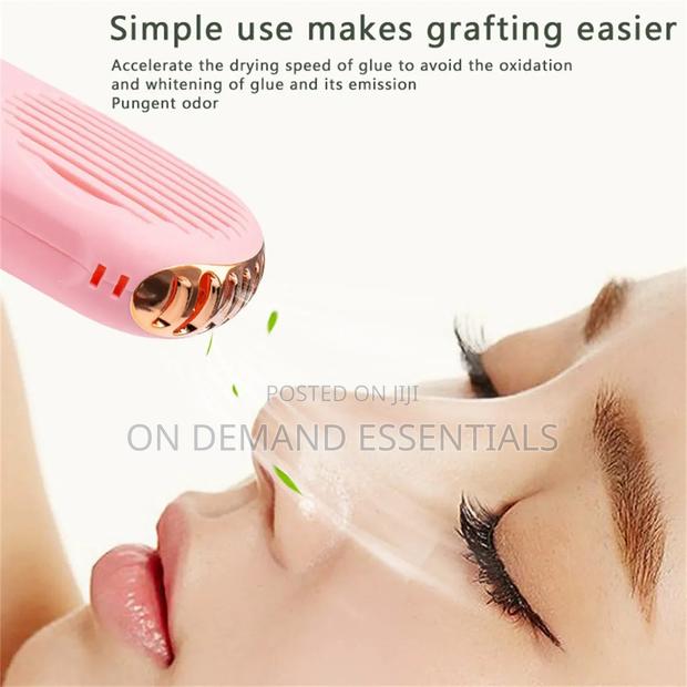 Beauty Eyelash Fan - thumbnail 4