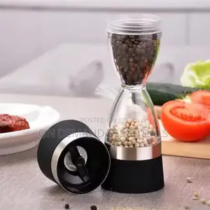 Manually Adjustable Thickness Pepper Grinder