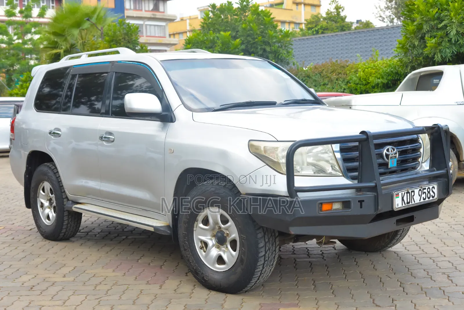 Toyota Land Cruiser 2012 Silver