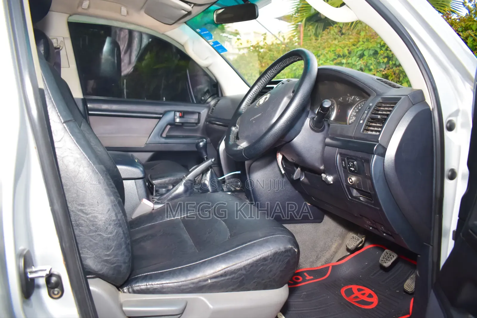 Toyota Land Cruiser 2012 Silver