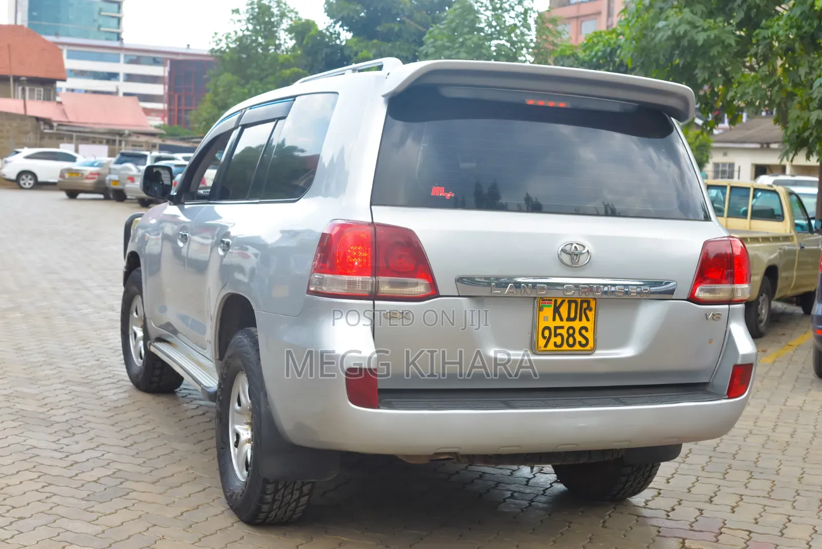 Toyota Land Cruiser 2012 Silver