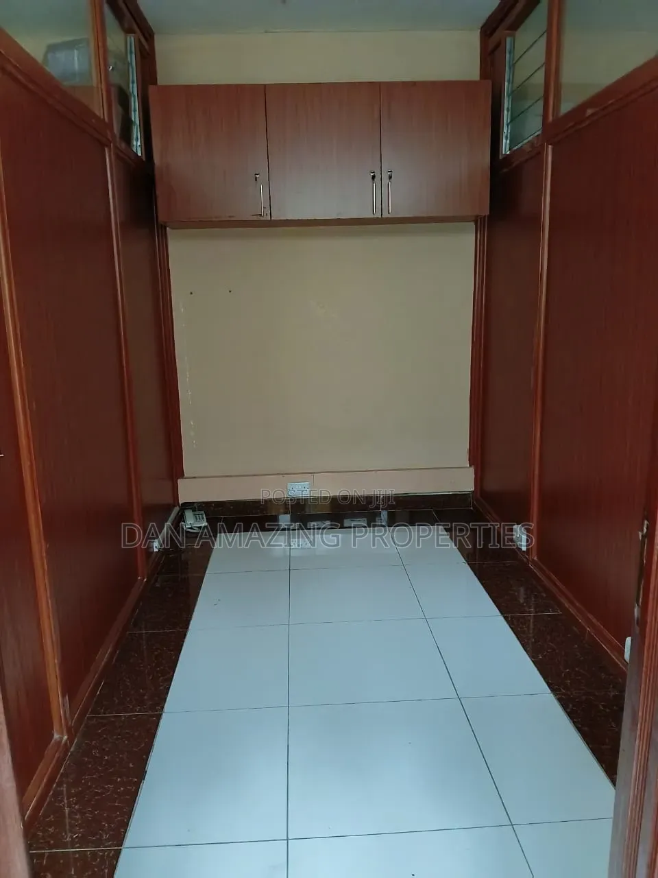 600sqf Office Space Kilimani Ngong Road for Rent