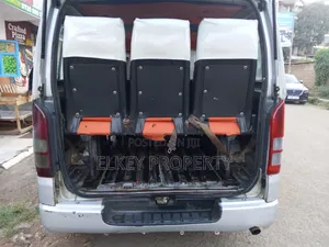 Toyota HiAce 2008 Silver