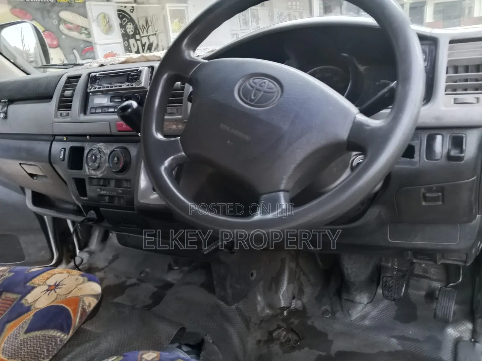 Toyota HiAce 2008 Silver