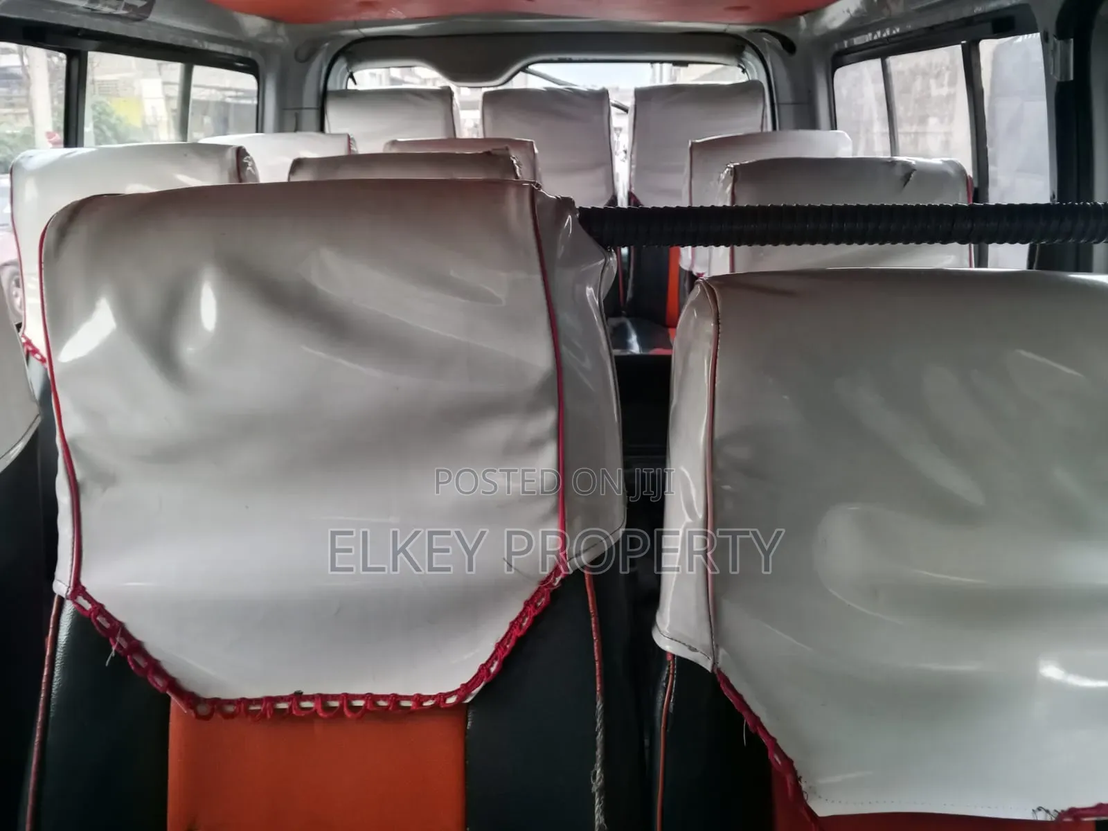 Toyota HiAce 2008 Silver