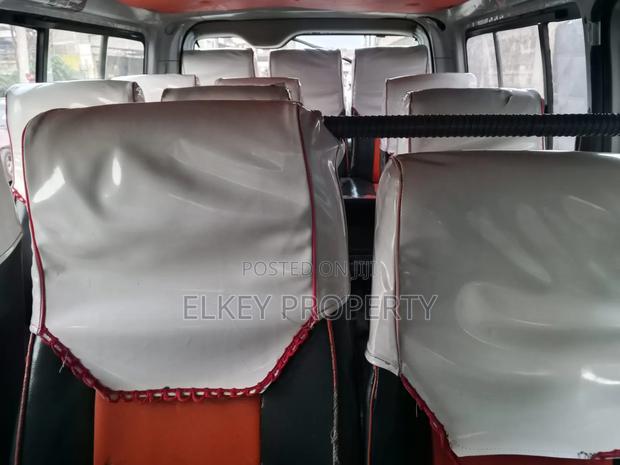 Toyota HiAce 2008 Silver - thumbnail 10