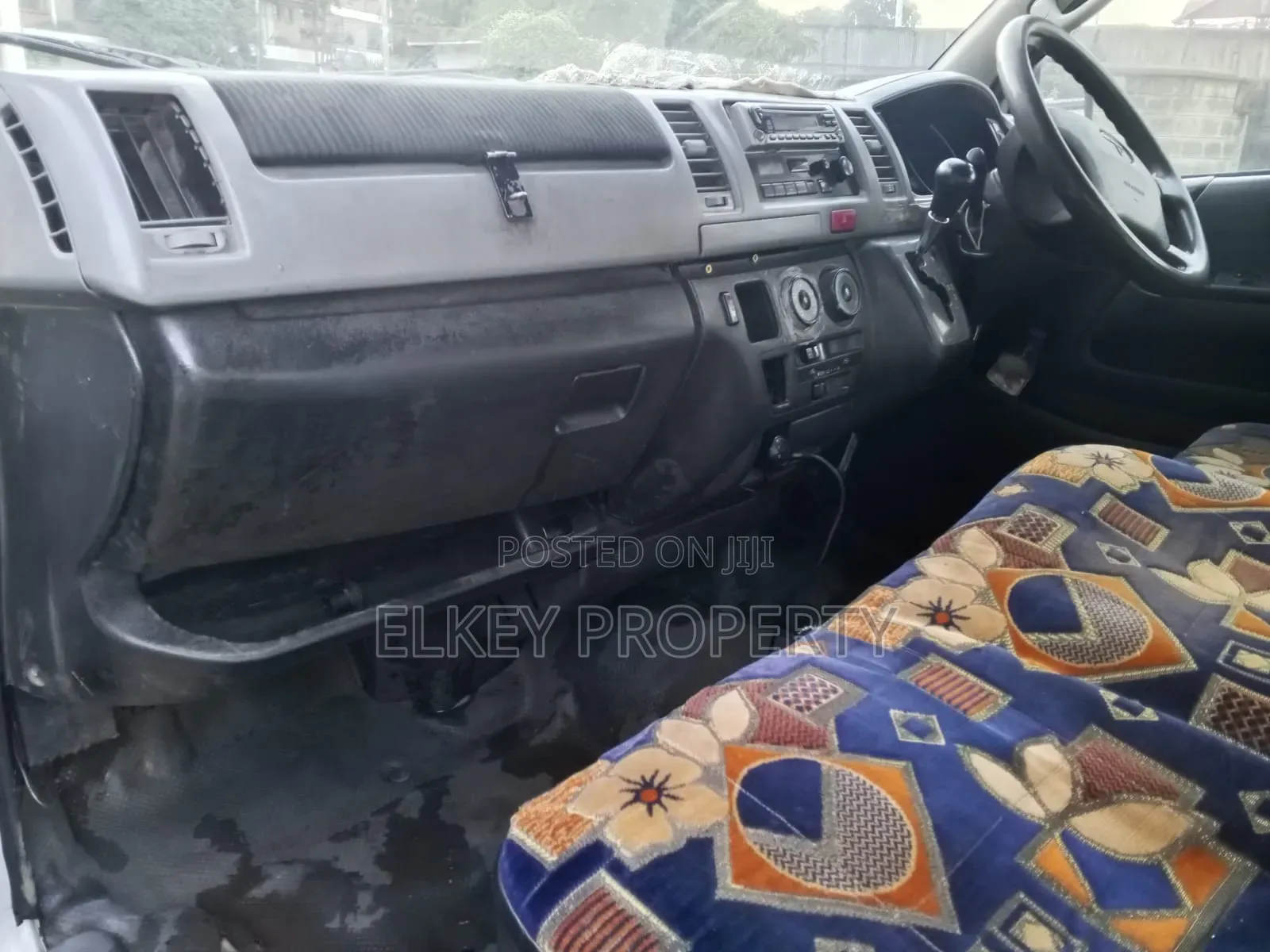 Toyota HiAce 2008 Silver