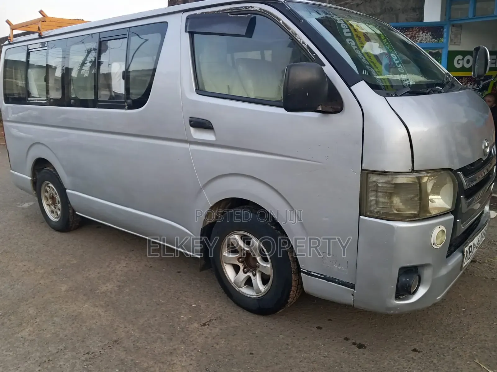 Toyota HiAce 2008 Silver