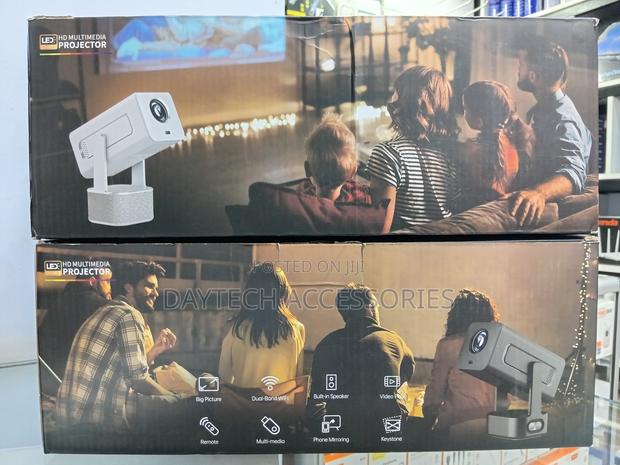 The C360A Smart Projector - White - thumbnail 4