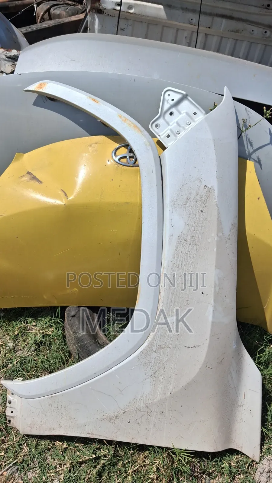 Landcruiser 300 Fender