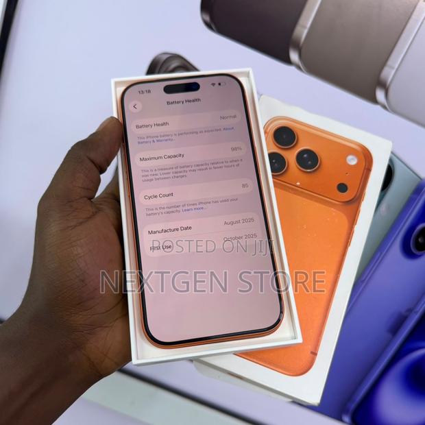 Apple iPhone 17 Pro 256 GB Orange - thumbnail 2