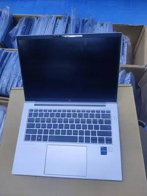 Laptop HP EliteBook 840 G10 16GB Intel Core i7 SSD 512GB