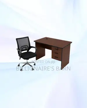 Practical 1m Desk and Secretarial Mesh Chair for Daily Work