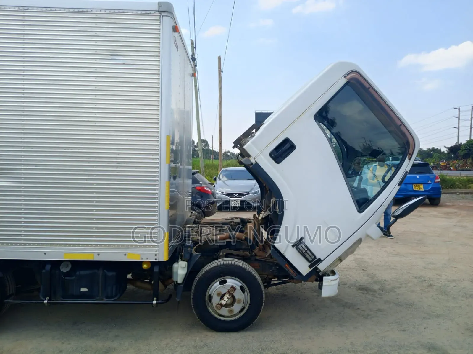 Isuzu Canter 2015 White