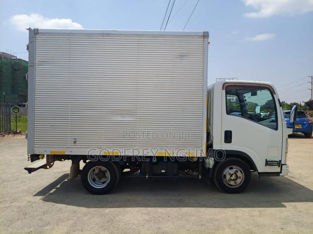 Isuzu Canter 2015 White - thumbnail 8