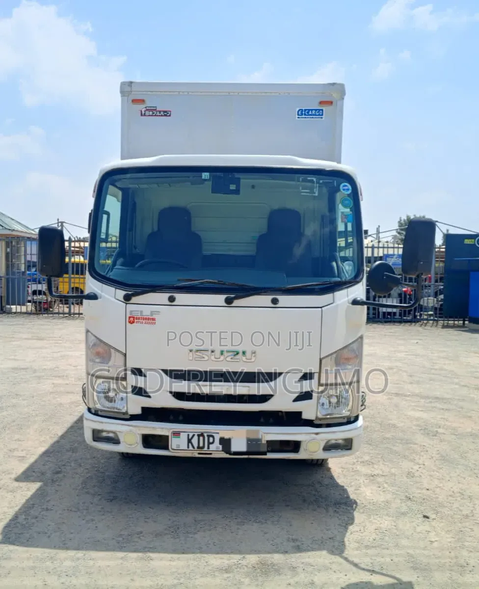 Isuzu Canter 2015 White