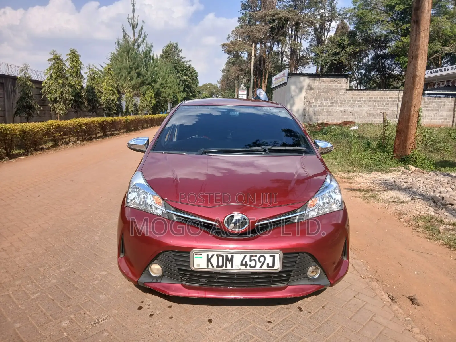 Toyota Vitz 2016 Red