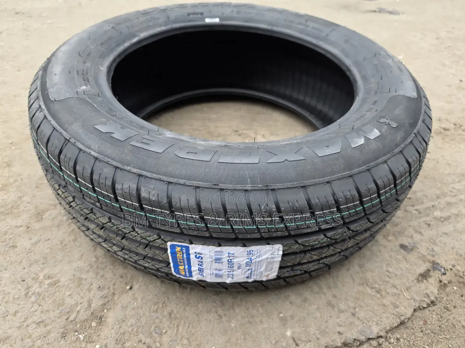 225 /60 R17 Maxtrek Tires (Sierra S6) Highway.