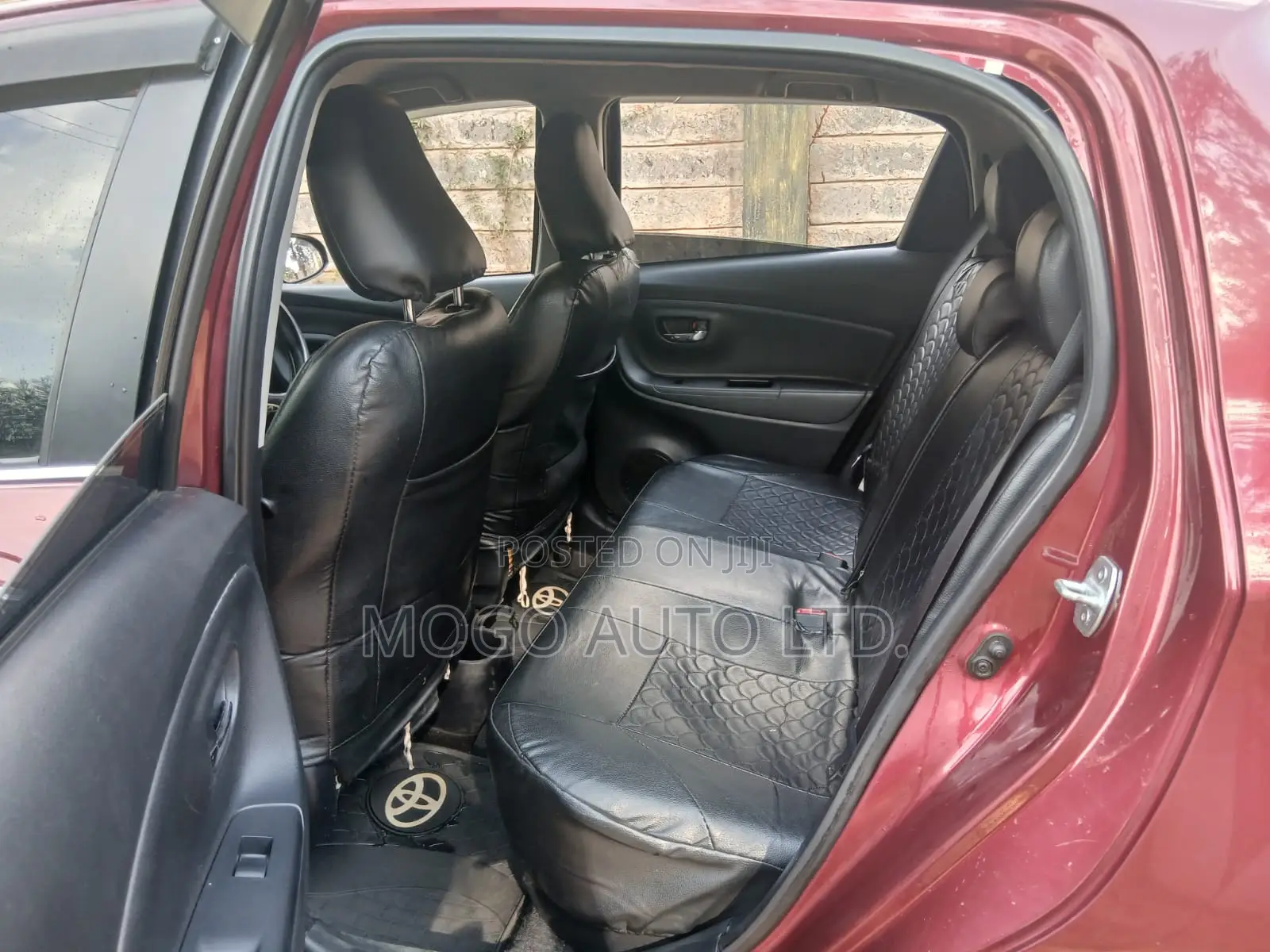 Toyota Vitz 2016 Red