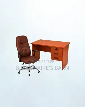 Practical 1m Desk and Executive Leather Chair for Productive Setups