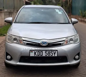 Toyota Corolla Fielder 2014 Silver