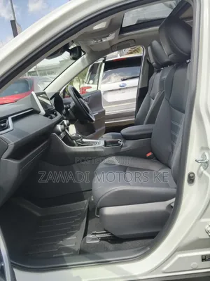 Toyota RAV4 2019 Pearl