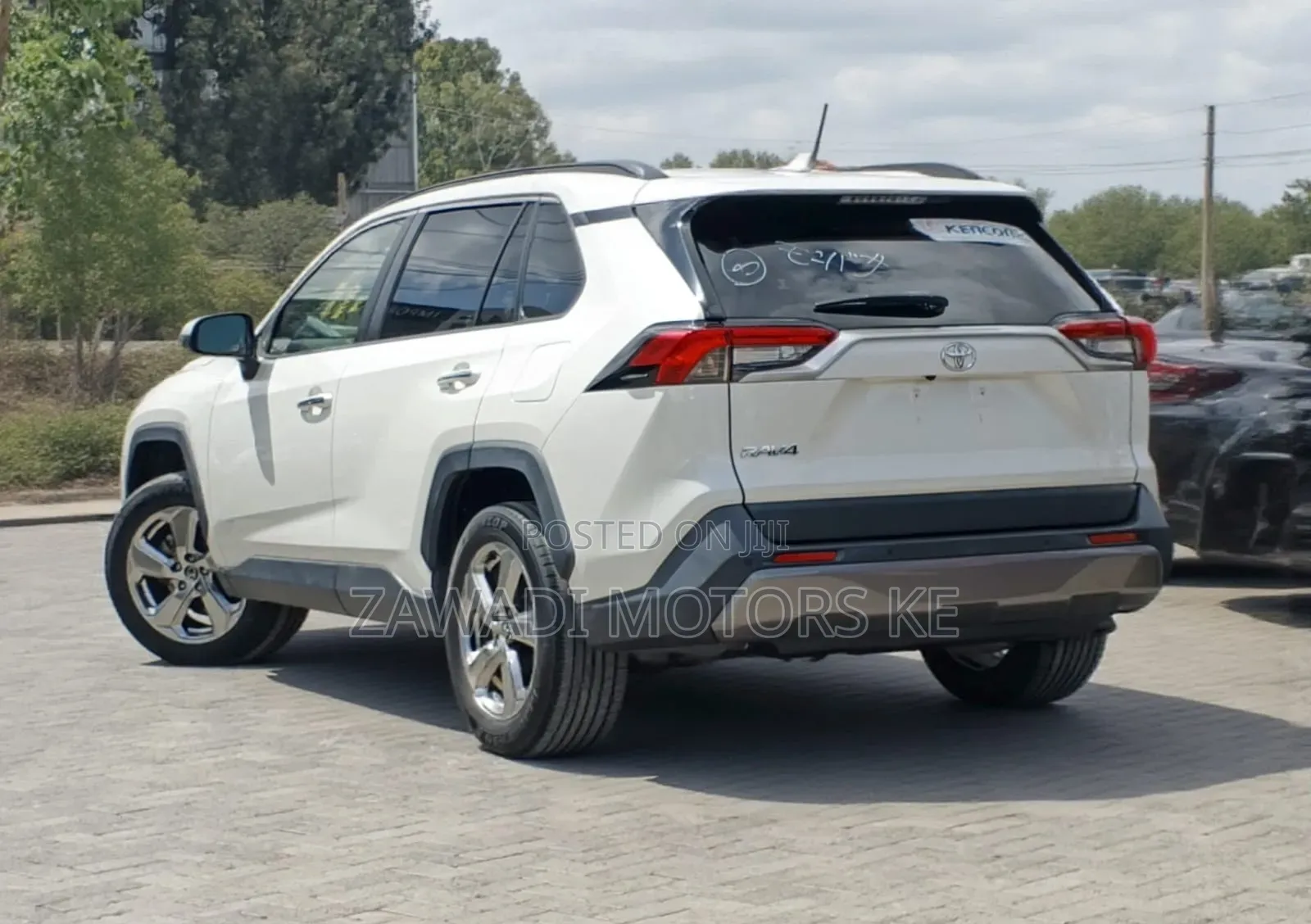 Toyota RAV4 2019 Pearl