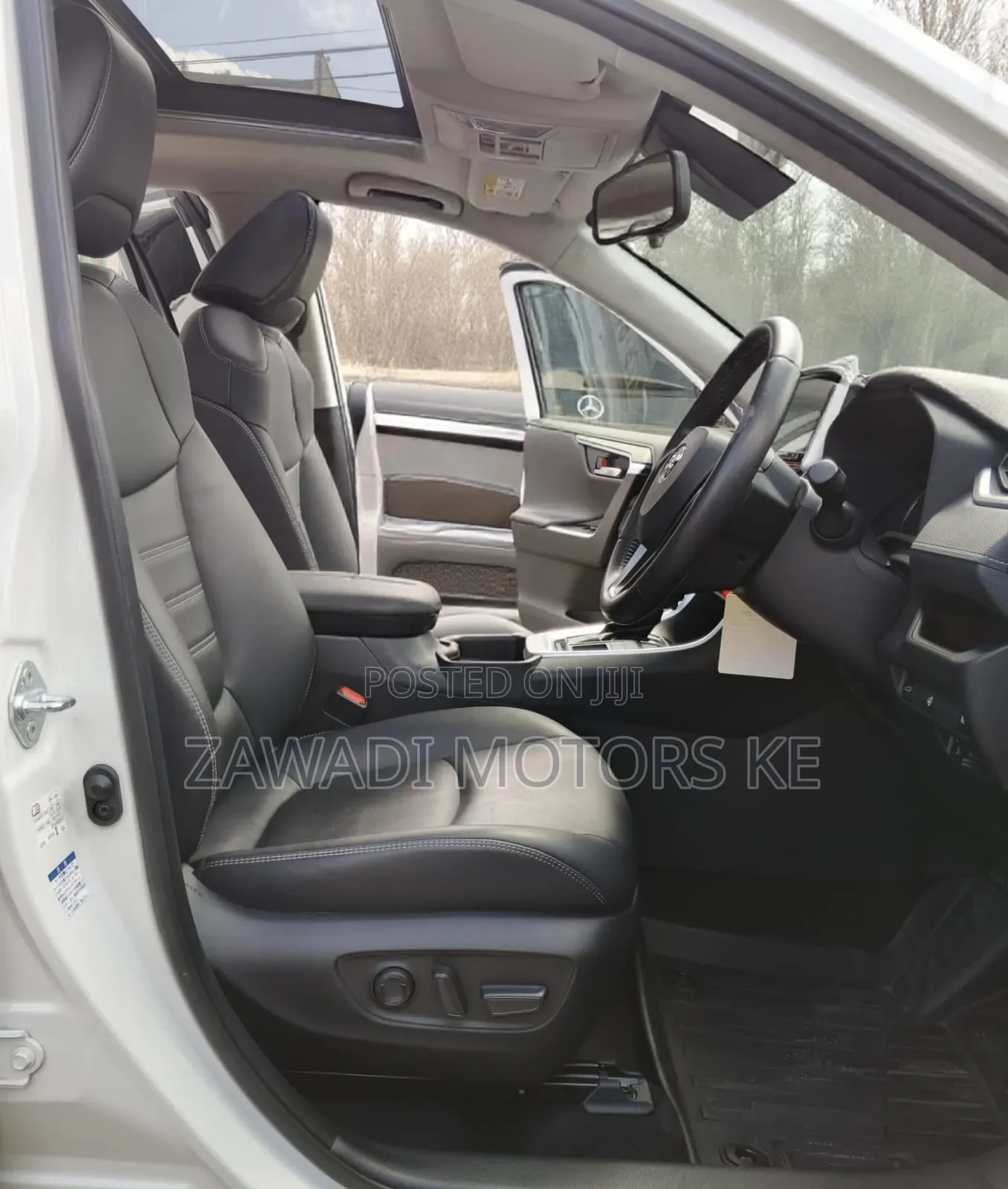 Toyota RAV4 2019 Pearl