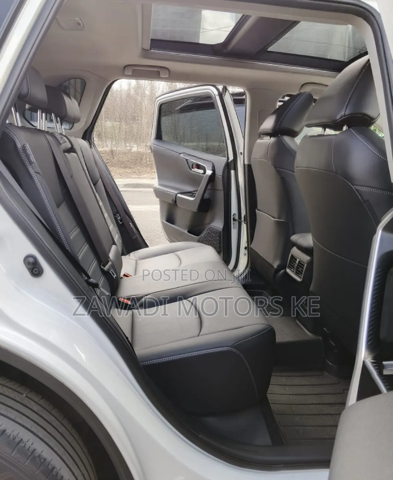 Toyota RAV4 2019 Pearl