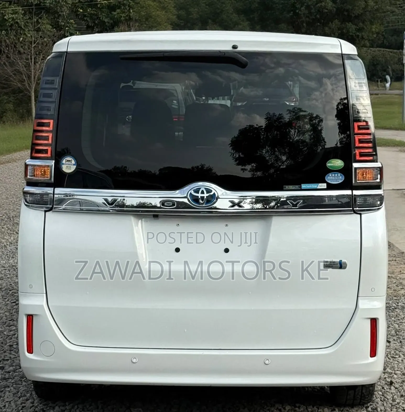 Toyota Voxy 2019 White