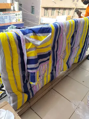 4-Piece Unbinded Duvet Set (5*6) + Bedsheet 2 Pillowcases