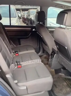 Volkswagen Touran 2014 Blue
